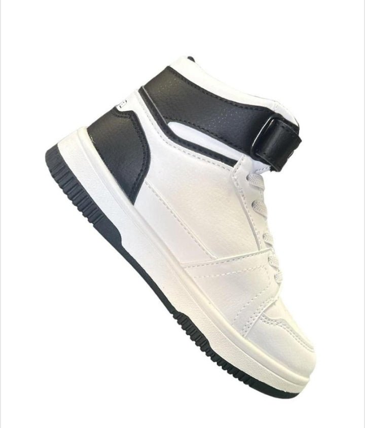 Kappa Sneakers Alte Bambino/a con Strappo e Finti Lacci – Comfort, Stile Sportivo e Stabilità Kappa colore Bianco/nero - SculcoScarpe