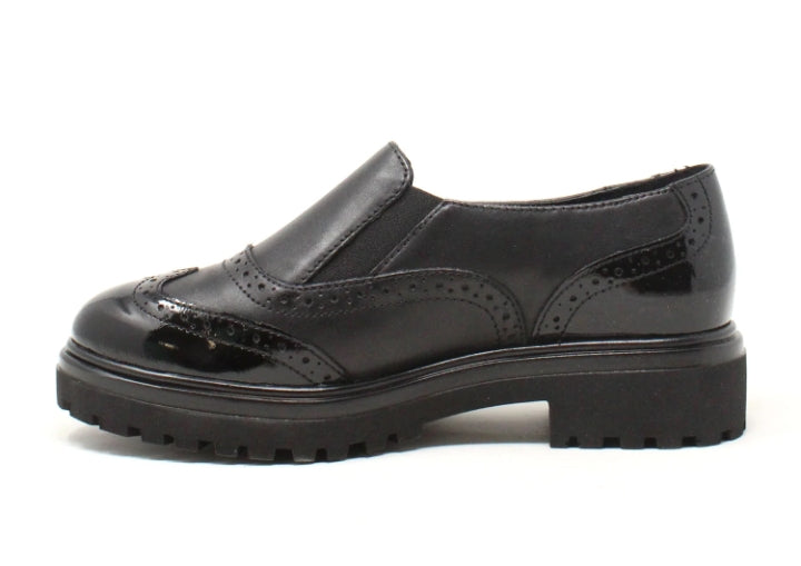 Scarpa Donna Cinzia Soft in Pelle Nera con Plantare in Pelle e Suola Carrarmato