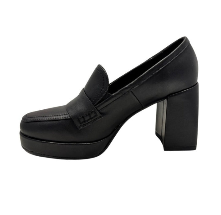SCARPA CON TACCO NERO  SARA LòPEZ