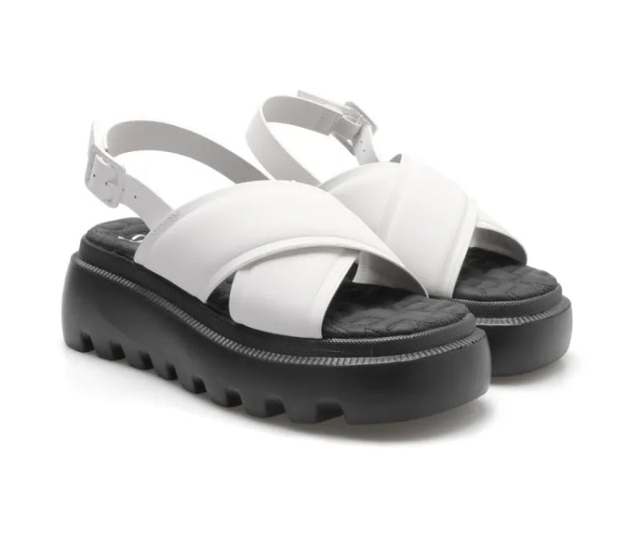 Sandalo Donna Byblos Bianco/Nero Platform – Casual Chic con Suola Carrarmato